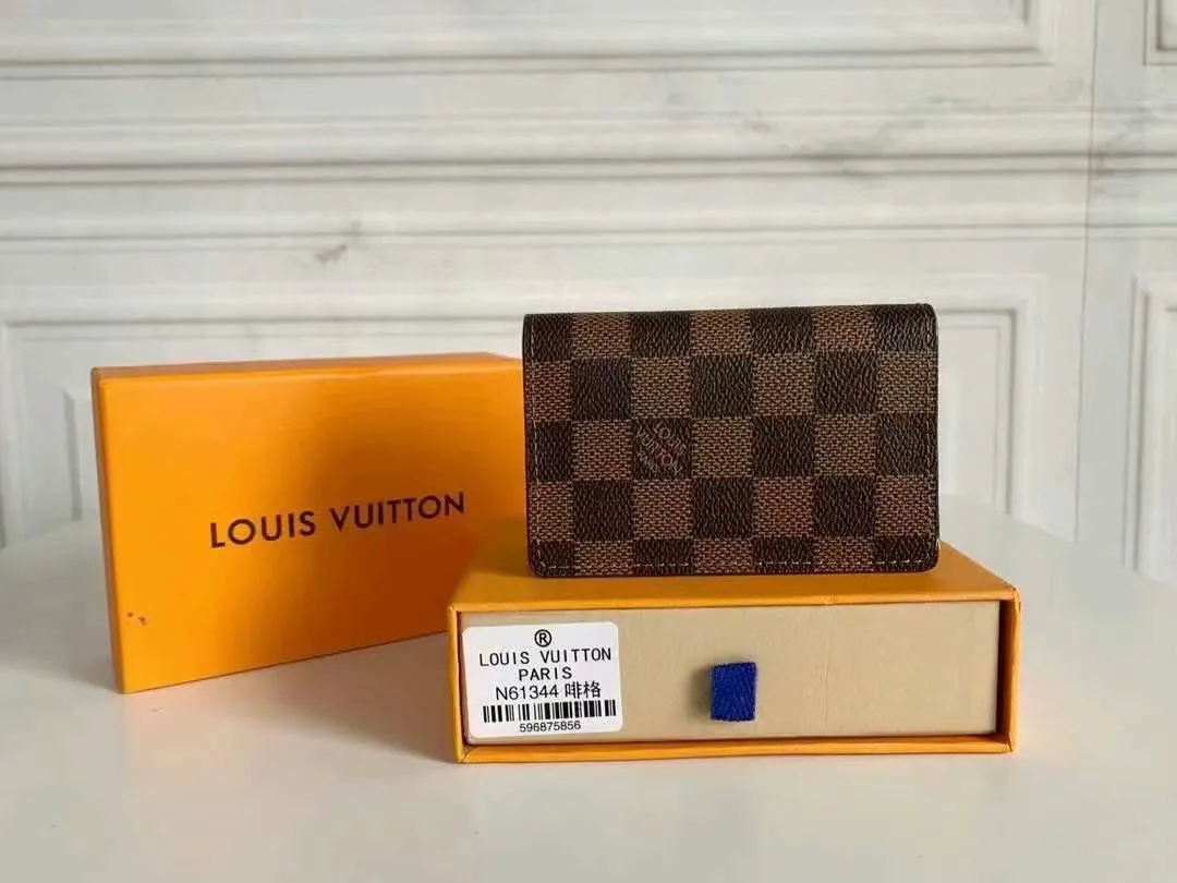 P90 Small Card Holder Louis Vuitton's pocket leather wallet has seven compartments, which can hold credit cards, bus cards, business cards, and even city maps. Damier canvas, leather-bound - two credit card compartments - four inner compartments - one outer compartment. Model M63144 Size 7X11.