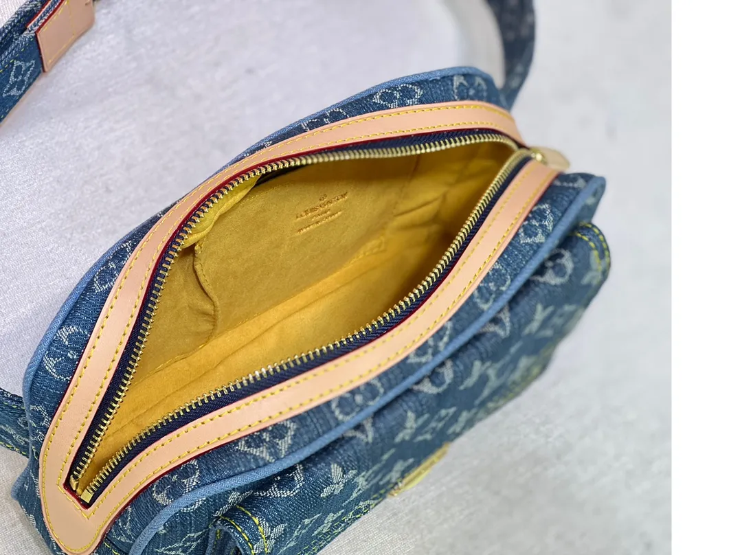 Batch 320💰denim with discolored yellow leather💥original Louis Vuitton denim series, high-end quality, full of praise, trendy style, super good tower clothes, same style as Yang Mi, medieval out-of-print limited edition, waist bag, size: length 25*width 6.5*height 15, style number: 44466