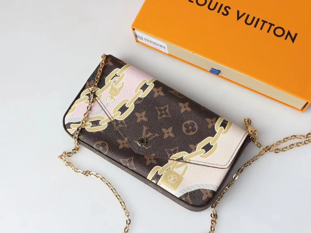 P170, M40466 Inspired by Louis Vuitton’s unique spirit of travel, the Pochette Félicie bag is crafted in Damier Azur canvas with bold graphic overlays. An ocean-inspired summer theme expressed in ropes and chains, in fresh, feminine colors that complement gold, making it a functional piece with a playful yet chic vibe. Size: 21*12*3cm