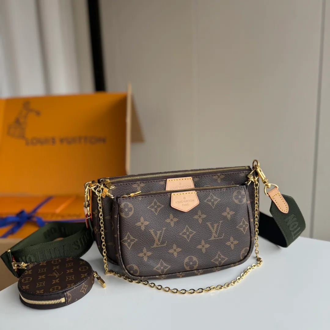 p1660 [Configuration counter MB complete package] 𝙈𝙐𝙇𝙏𝙄 𝙋𝙊𝘾𝙃𝙀𝙏𝙏𝙀 Three-in-one M44813 chip/original leather/all steel hardware Size: 24*13.5*4cm Classic and iconic ✅presbyopia material with discolored leather, multiple compartment design, known as "three-in-one", one bag can be used in multiple ways, and it is also a concave-shaped artifact. The chain can be removed and used as a small bag. We use the raw materials of the original leather, no matter from which angle it reveals a full-screen ZP visual sense!
