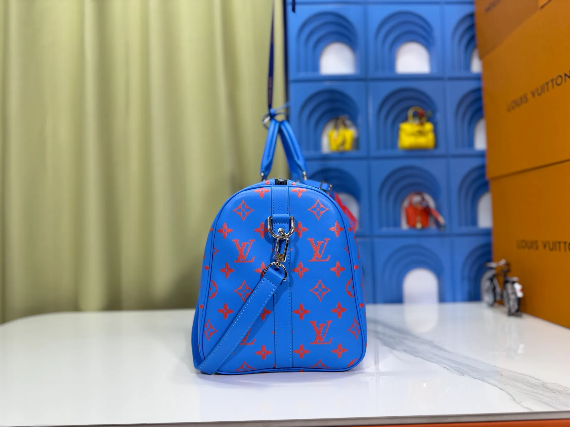 P340 M41418 New “louis vuitton’Iv travel bag travel bag louis vuitton High-definition hardware logo and inner compartment! Special lining. Smooth zipper and exquisite workmanship. A must-have for men. Size: 45x27x20.