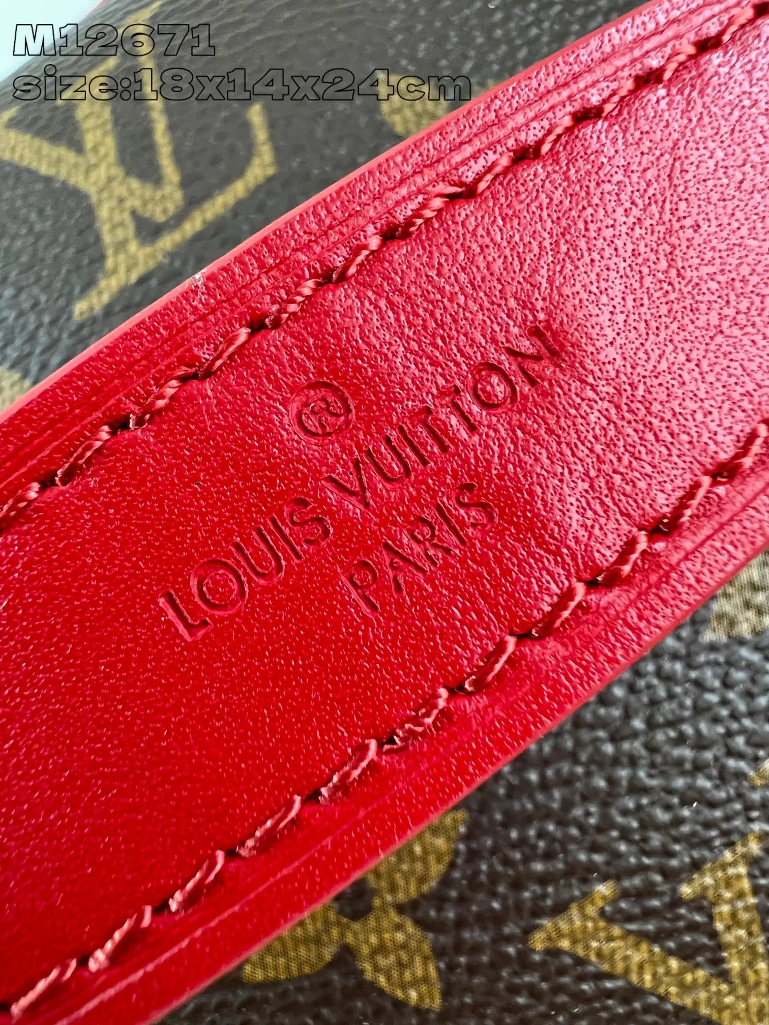 💰960 top original order [Exclusive real shot M12671 red] This Nice BB cosmetic bag is made of Monogram Macassar canvas, paying tribute to the classic style of Nice Vanity cosmetic bag with elegant brushwork. Leather trim, top handles and a washable lining add a pop of color, and the top flap opens to reveal ample interior patch and zip pockets. 18 x 14.5 x 24 cm (height x width x length)
