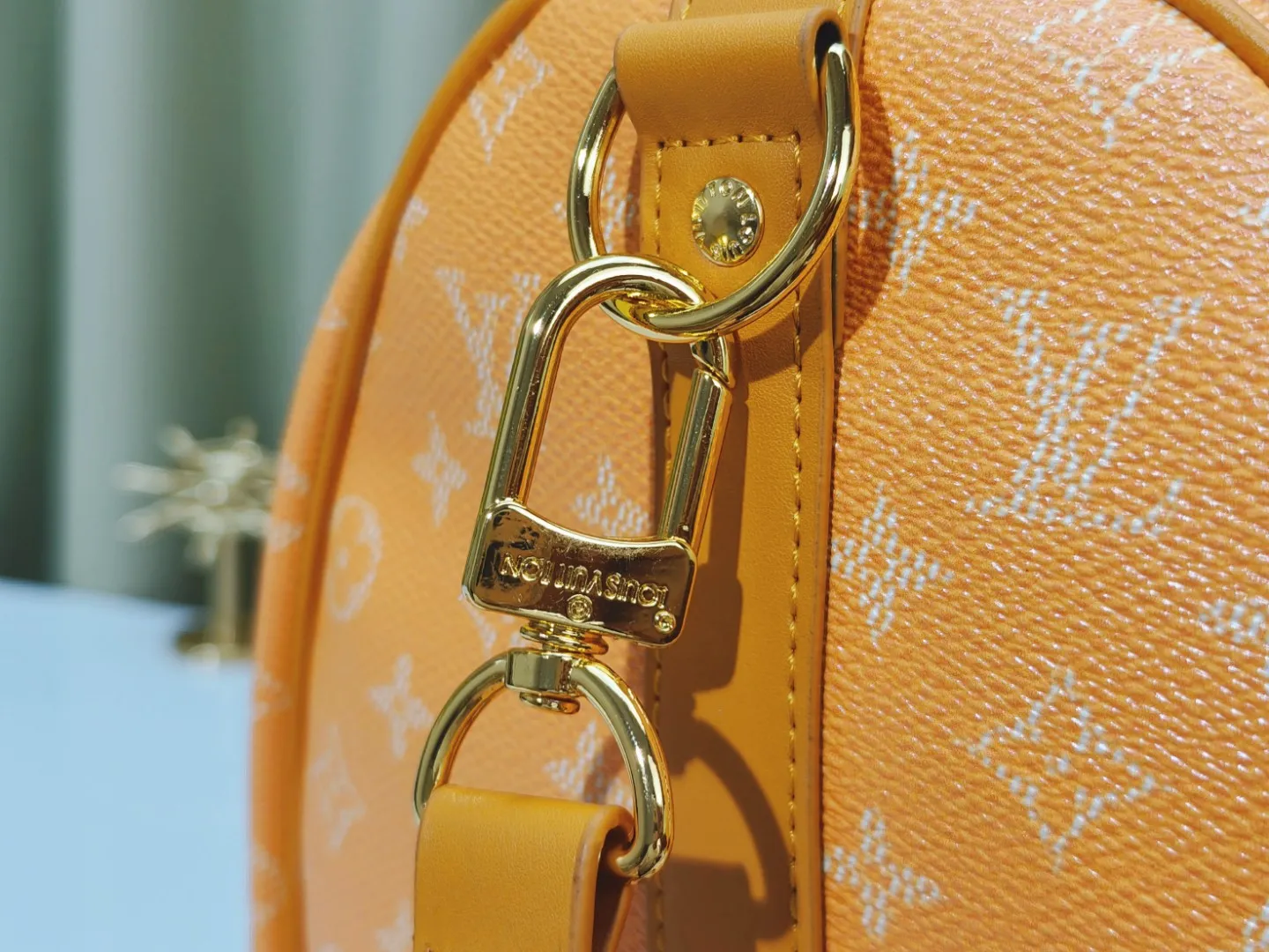 P340💰m13186louisvuitton lv 24fw monogram new presbyopic bag louis vuitton Iv 24fw new monogram yellow presbyopic yellow presbyopic series messenger bag montsouris shoulder bag kepall 50 travel bag multiple classic styles Size: 50x29x23cm