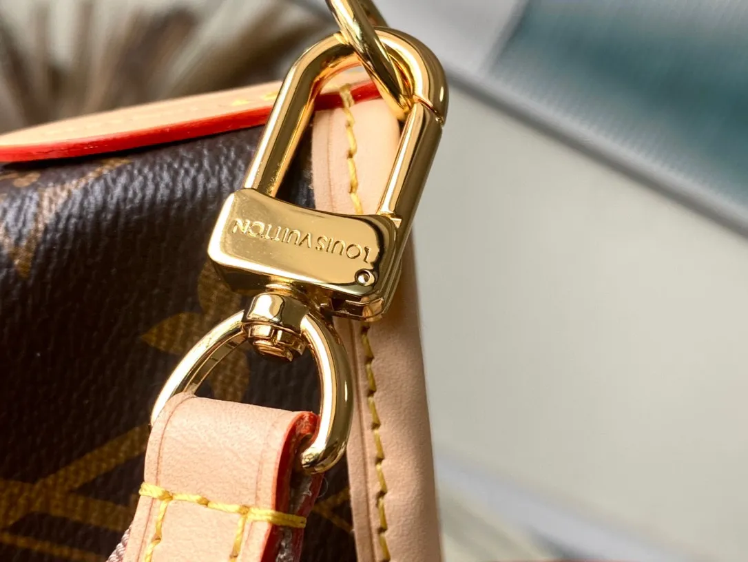 💰880 Top Original Order M46705 Presbyopia This Neverfull BB handbag combines classic design with iconic details. Made from Damier Ebene canvas, lined with colorful fabric and trimmed with cowhide leather, it's roomy without being bulky. Tighten the sides for a trendy look, and stretch them for a casual look. Features a slim, comfortable handle for shoulder or elbow carry. Detachable bag can be used as a clutch or pocket. Detailed features: 24x14x9cm (length x height x width)