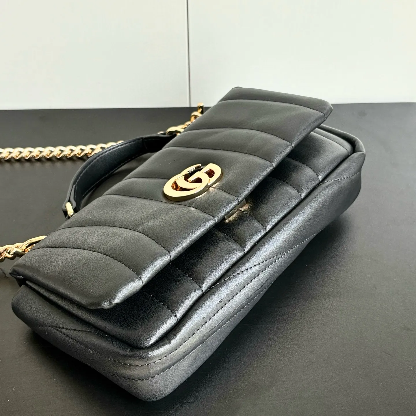 Actual shot #💰360 Style number: 806017 full cowhide Size: 21X height 12.5X side width 4.5 Upgraded original quality Original heavy hardware!