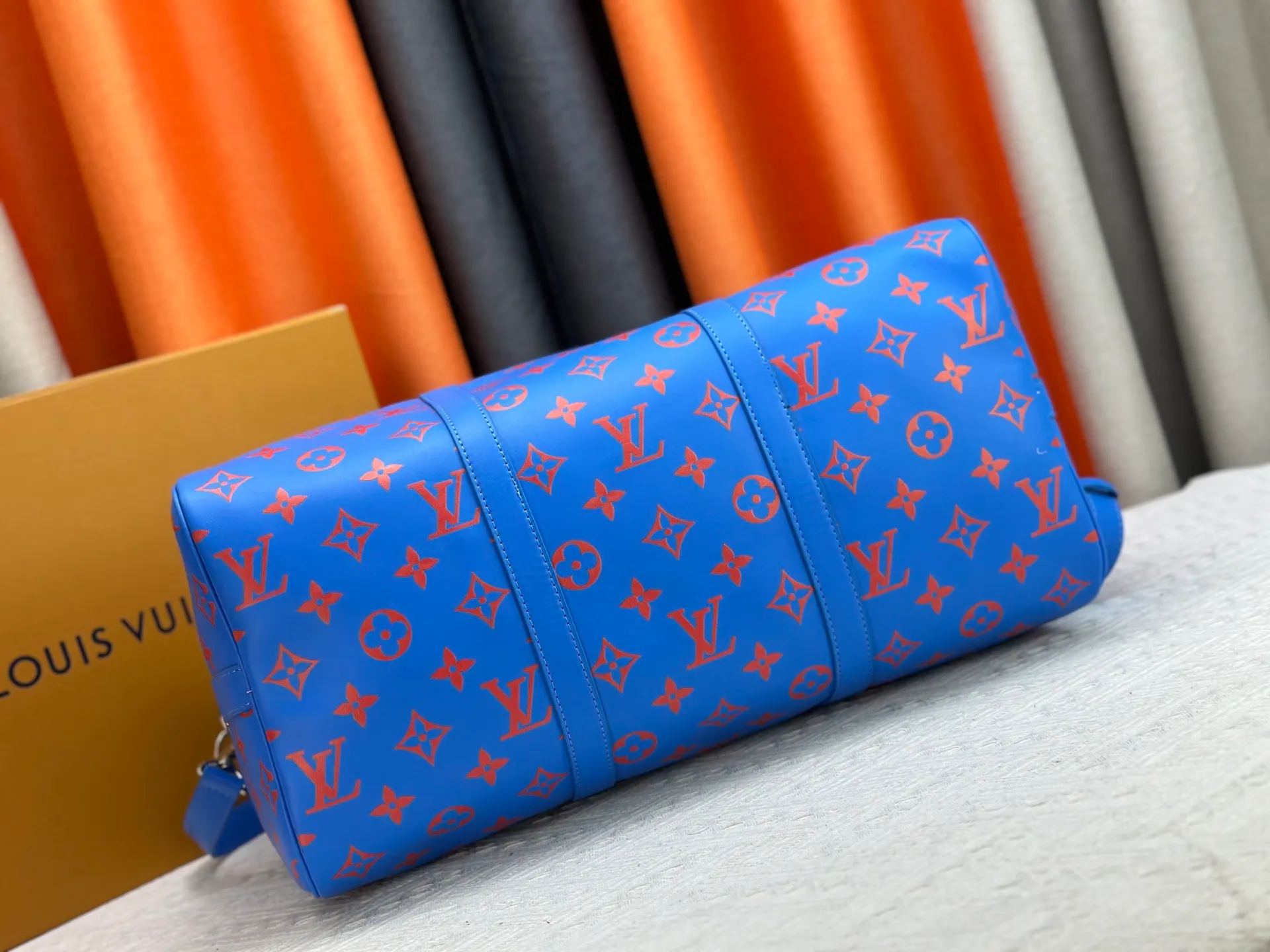 P340 M41418 New “louis vuitton’Iv travel bag travel bag louis vuitton High-definition hardware logo and inner compartment! Special lining. Smooth zipper and exquisite workmanship. A must-have for men. Size: 45x27x20.