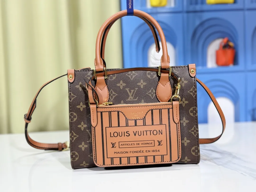 P260💰Upgraded original version 🔥New model🔥M45659 M46373 M44571 This OnTheGo small handbag is made of Monogram and Monogram Reverse canvas, with the Monogram Giant pattern embellished on it. The Toron handle and the jacquard textured shoulder strap decorated with the brand's logo create a visual contrast, and the detachable coin bag is suitable for storing change or small items. It combines fashionable charm with various functions, making it a good daily companion. 25.0 x 19.0 x 11.5 cm (length x height x width)