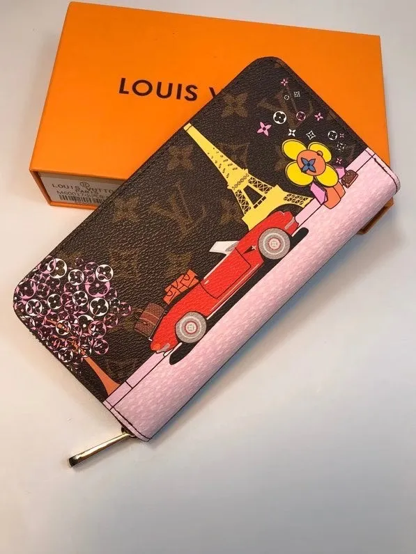 P150💰 M80857M60017 Japan limited wallet "Gibby Wallet", printed with Louis Vuitton's cute mascot "Vivian" illustration on single gram canvas. Brightly colored kites and cute mascots are combined, embellished with tiny single flowers. This is a collectible item that is perfect as a gift for those who love singles. Size: 19x 12.5x 3.0cm, 🎁🎁