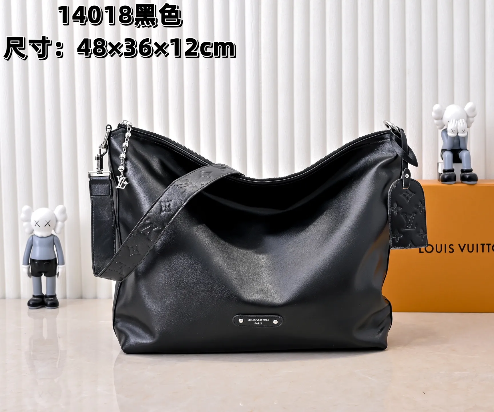 Batch 320💰LV METIS handbag M14018 M13986 Smart, intelligent and meticulously crafted, Métis made of Monogram canvas fulfills its promise with its own attitude. With its emphasis on lines and silhouettes, the Métis handbag combines the versatility required of a modern handbag with the elegance and charm of Louis Vuitton's heritage. Two detachable shoulder straps, can be used to carry, carry or carry on the shoulder. Size 48x36x12cm,