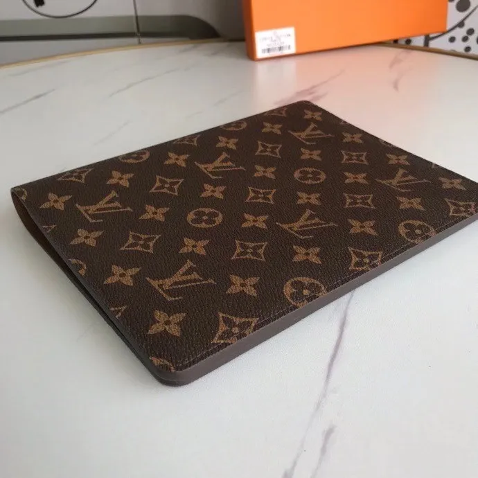 P140💰 4070🔥Hot model Extra large check holder Notebook cover 6 card slots Cowhide ➕ Lv special fabric, with box Size about 18cm Number: 20100/21065