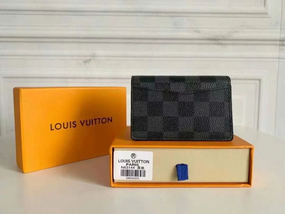 P90 Small Card Holder Louis Vuitton's pocket leather wallet has seven compartments, which can hold credit cards, bus cards, business cards, and even city maps. Damier canvas, leather-bound - two credit card compartments - four inner compartments - one outer compartment. Model M63144 Size 7X11.