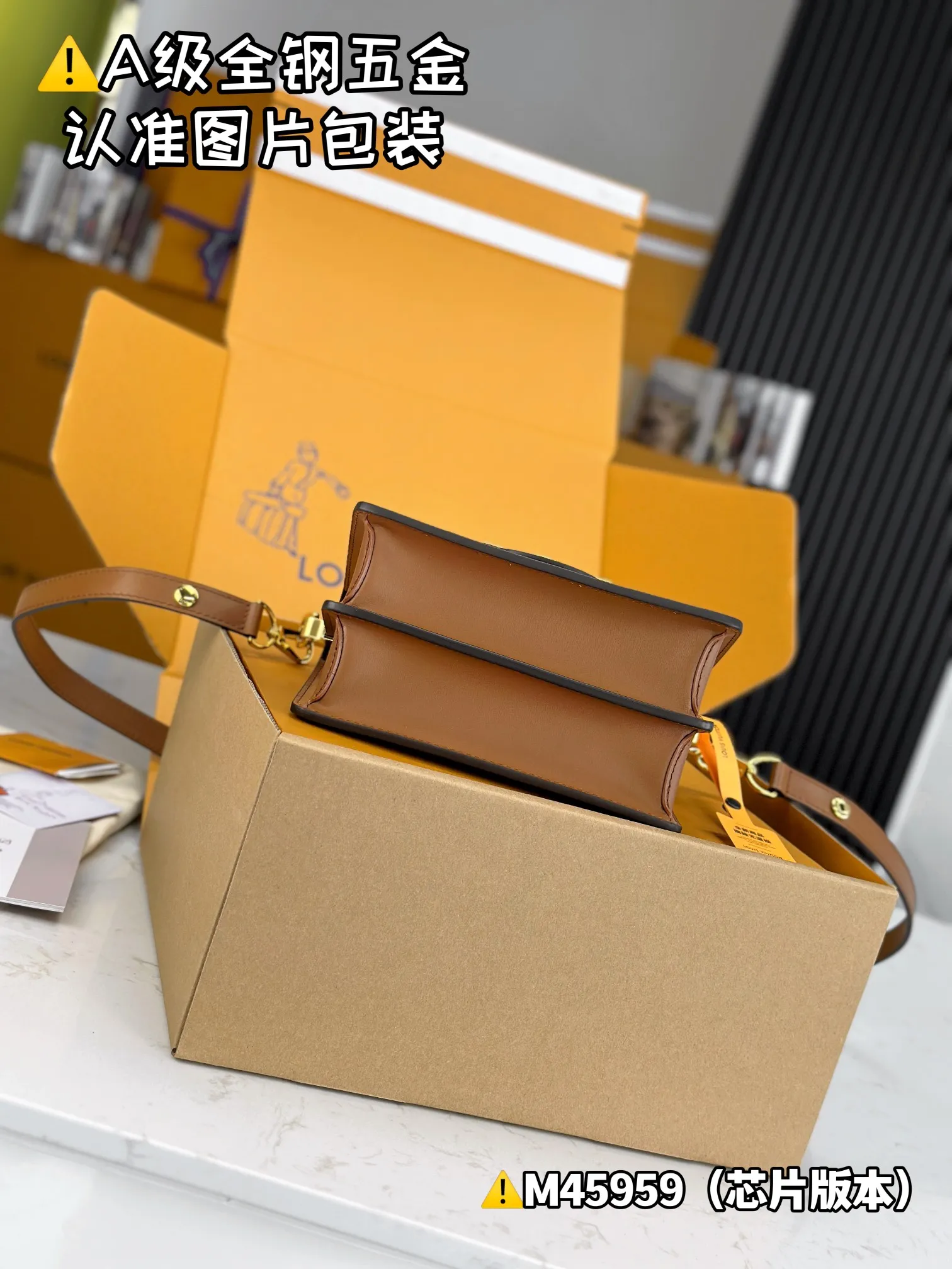 Internal price P1920 [Special grade MB high elastic fabric] MlNl DAUPHlNE handbag Model: M45959 New version of Daphne Material: A+ grade all-steel hardware, imported high elastic fabric Packaging: Full set of special grade duty-free MB packaging Size: 20x15x9cm