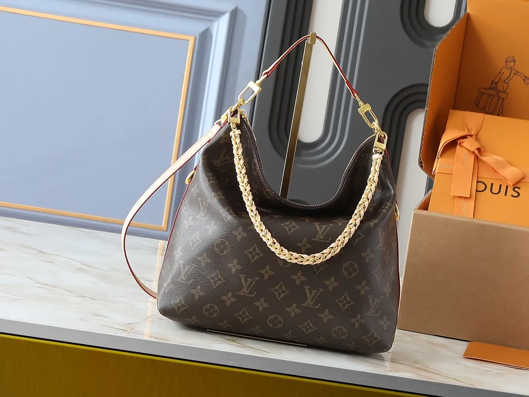 💰240💰Upgraded from the original M46213 🔥Latest catwalk style🔥Dimensions: 26 x 28 x 9.5 (length x height x style)