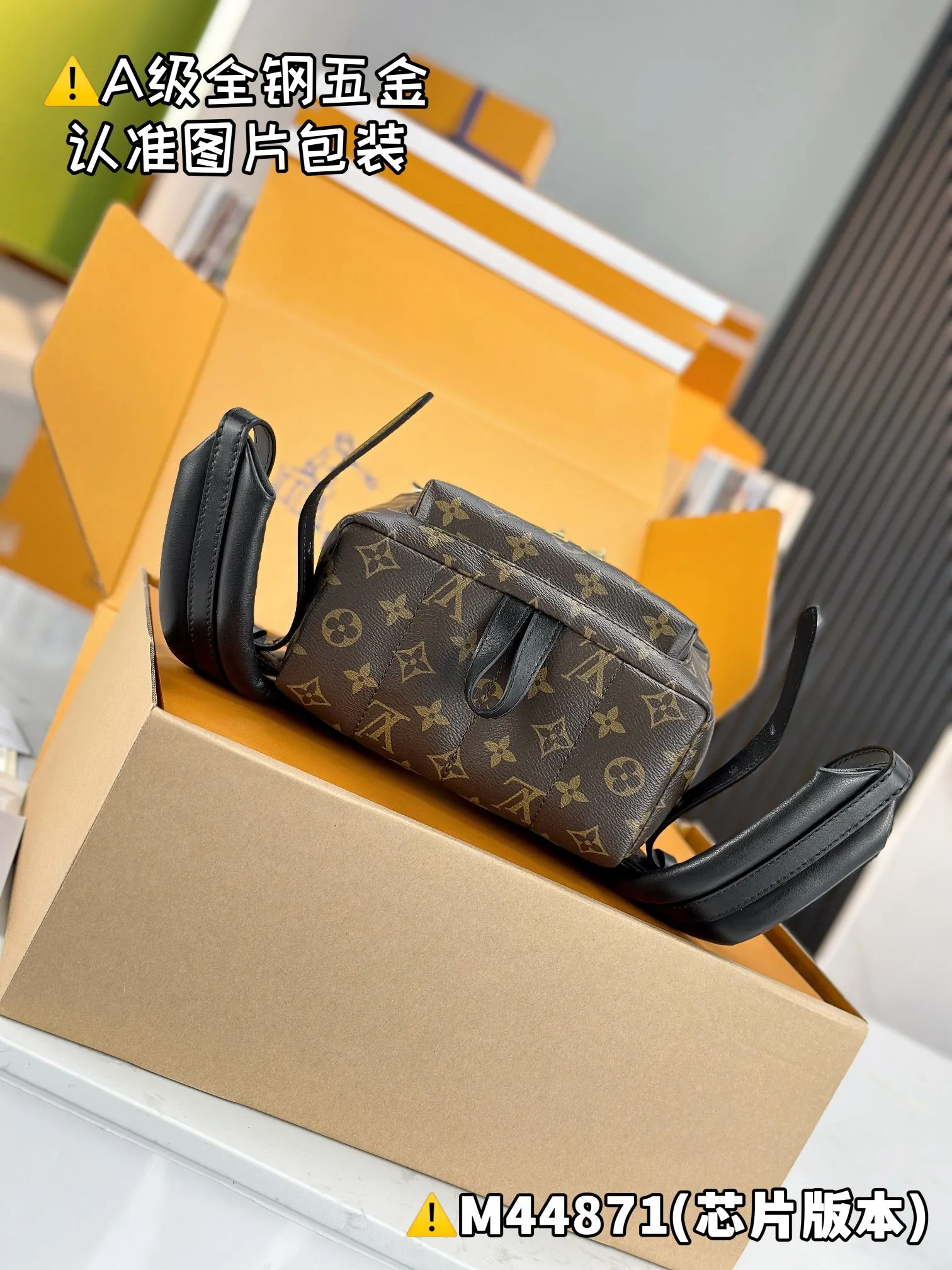 💰1960 [Authentic Grade] [Super Grade MB High Elastic Fabric] PALM SPRINGS Small Backpack Model: M44871 Material: A+ grade all-steel hardware, imported high elastic fabric Packaging: Full set of special grade duty-free MB packaging Size: 20x31x10cm