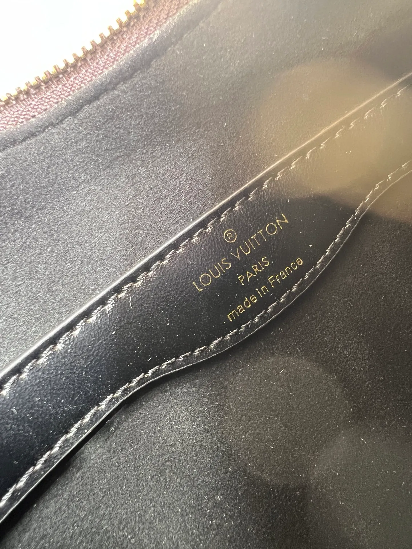 Batch 340💰Upgraded original M13224 M12930 M45832 M45831 Chain bag croissant series KOREA PRE-LAUNCH handbag This season's Boulogne bag uses Monogram Amprent leather material to reinterpret a symbolic design that can be used in multiple ways. Like existing designs made of canvas, various styles of items can be produced. Internal flat pocket that can store large-sized smartphones. A new version with a braided chain woven with gold hardware that creates a high-class and strong atmosphere. 16 x 9.5 x 29 cm.