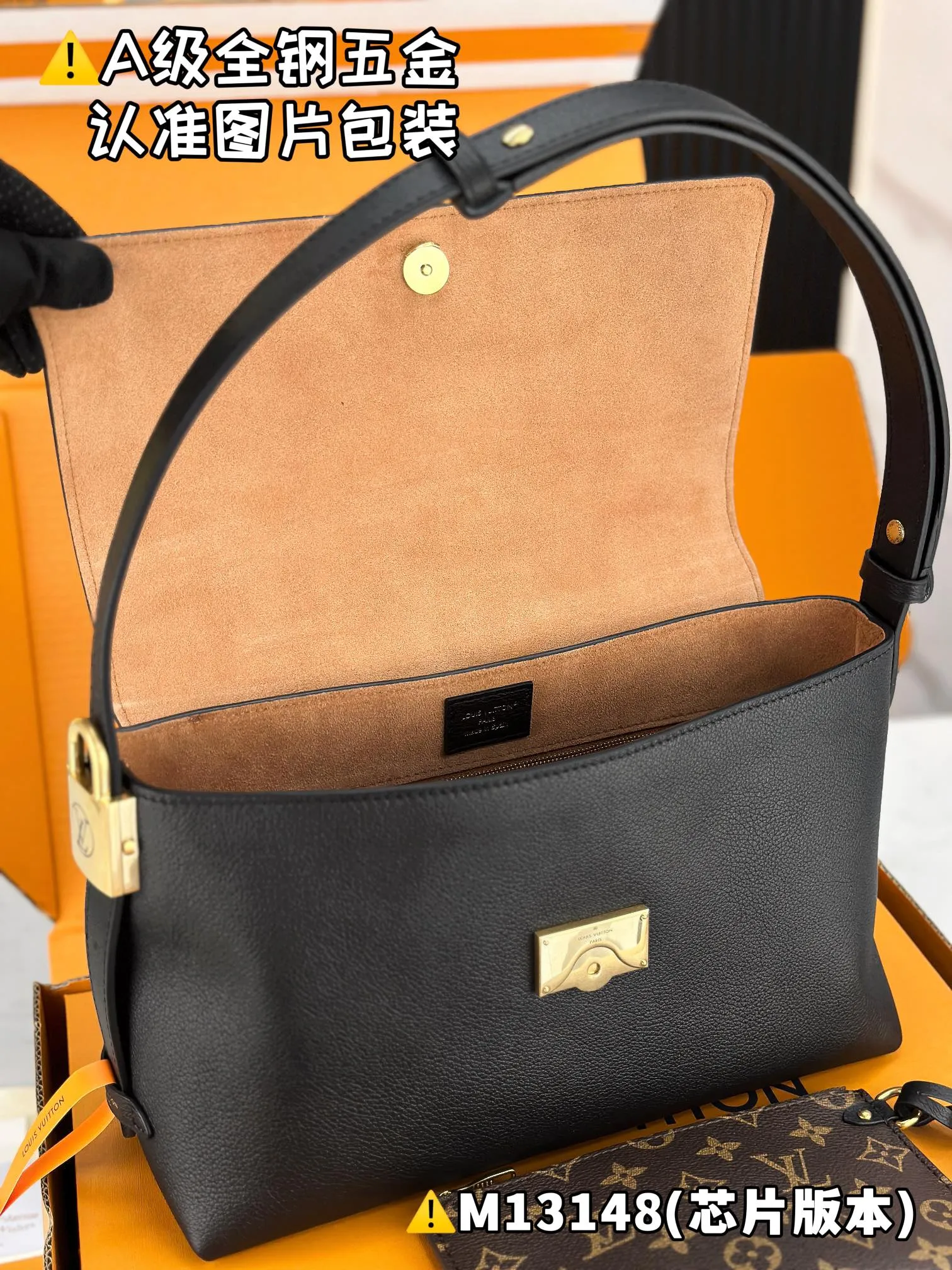 💰2760 [Authentic grade] [Special grade MB original leather] Low Key Messenger handbag Model: M13148 black Material: A+ grade all-steel hardware, imported original leather Packing: full set of original duty-free MB packaging Size: 30x18x12 cm