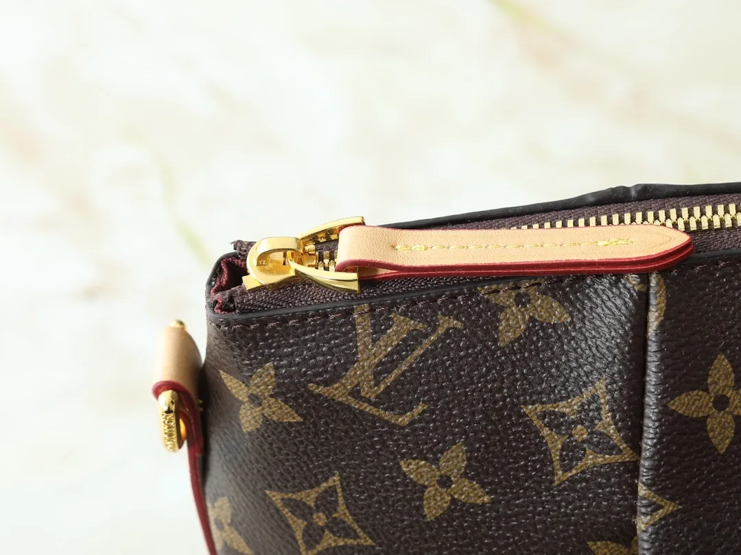 💰Large 260💰💰Small 240💰Upgraded original version🌹🌹🌹[Small size 48813, Medium size M48814] The Turenne handbag makes its grand debut, a new upgraded version, once again surpassing the market products, the thick floral material is soft and stylish💥💥If you know the goods, you should pay attention to the details. [So embarrassing] Made of imported discolored leather, upgraded hardware, shoulder strap style, shiny oil edges, M48813 small size: 36 x 24 x 13 cm M48814 medium size: 40 x 26 x 14 cm