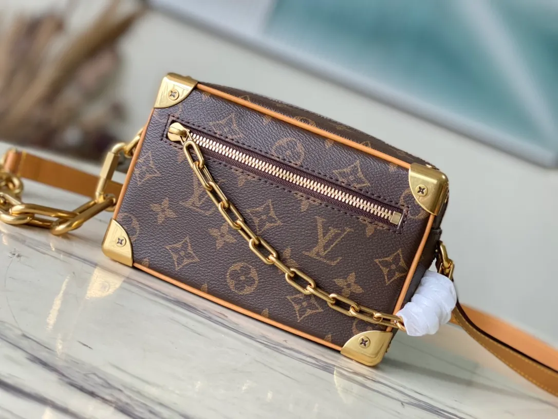💰840 (steel chain) top original order M68906 2020 men's spring and summer series~Maya🤩This old flower paired with a gold chain is really beautiful! ! Exquisite and retro, classic yet with a bit of vitality, suitable for both men and women, this style must definitely be included in the bag harem [wit]. Size: length 18.5*height 12.5*width 7cm