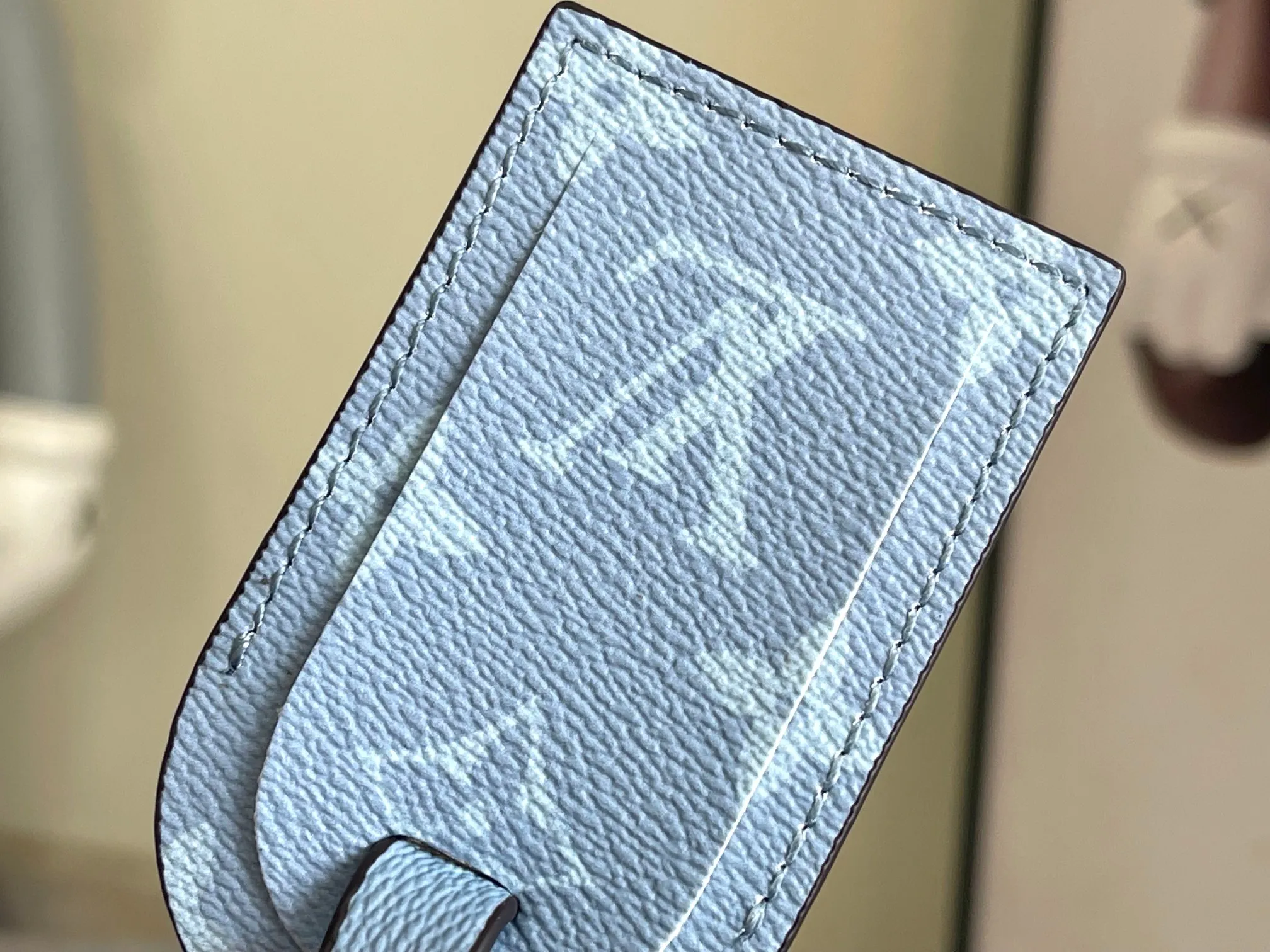 💰1340 (top layer leather) top original order [Item No.] M14122 Shopping bag (counter goods) [Introduction] 👣Original genuine overseas order 👣[Hardware] Use imported original all-steel hardware [Fabric] 😖Use original imported overseas fabric 😖[Size] Length 50.0cm, height 29.0cm, width 23.0cm