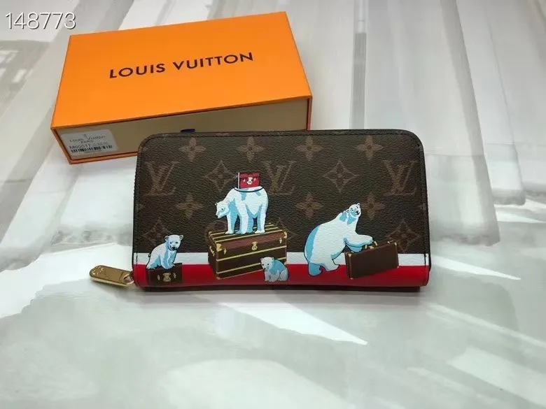 P150💰 M80857M60017 Japan limited wallet "Gibby Wallet", printed with Louis Vuitton's cute mascot "Vivian" illustration on single gram canvas. Brightly colored kites and cute mascots are combined, embellished with tiny single flowers. This is a collectible item that is perfect as a gift for those who love singles. Size: 19x 12.5x 3.0cm, 🎁🎁