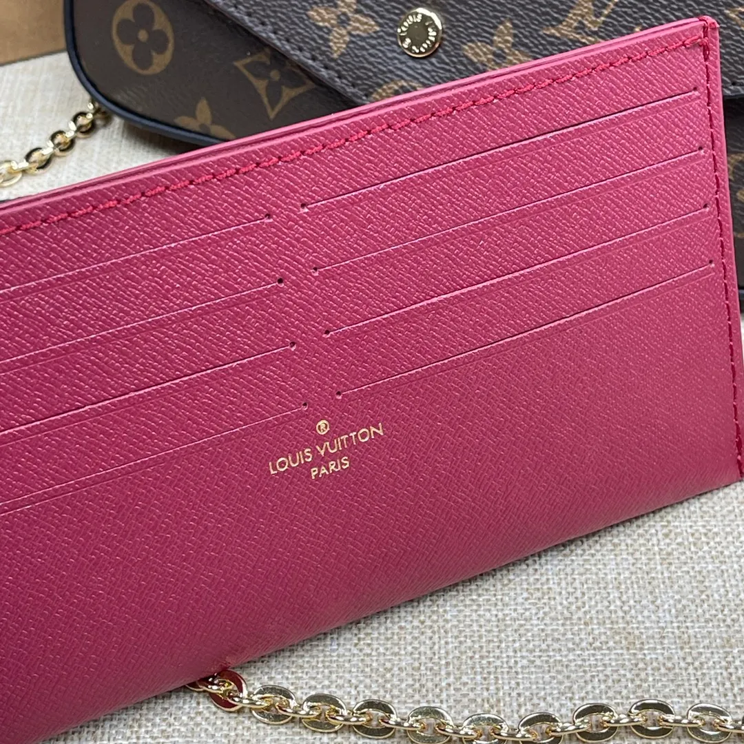 [Upgraded version] P380💰 Upgraded version with full package M61276 LV/Louis Vuitton new chain ⛓️ bag + ❣️ wide shoulder strap ❣️ new women's POCHETTE FÉLICIE detachable metal chain bag The design of this three-in-one chain bag is a big surprise. It can accommodate mobile phones, IDs, cash, keys, lipstick and other daily small items. The highlight is that the three colors inside are so cute and the price is quite beautiful. Powerful planting 🎁 Original size 21cm