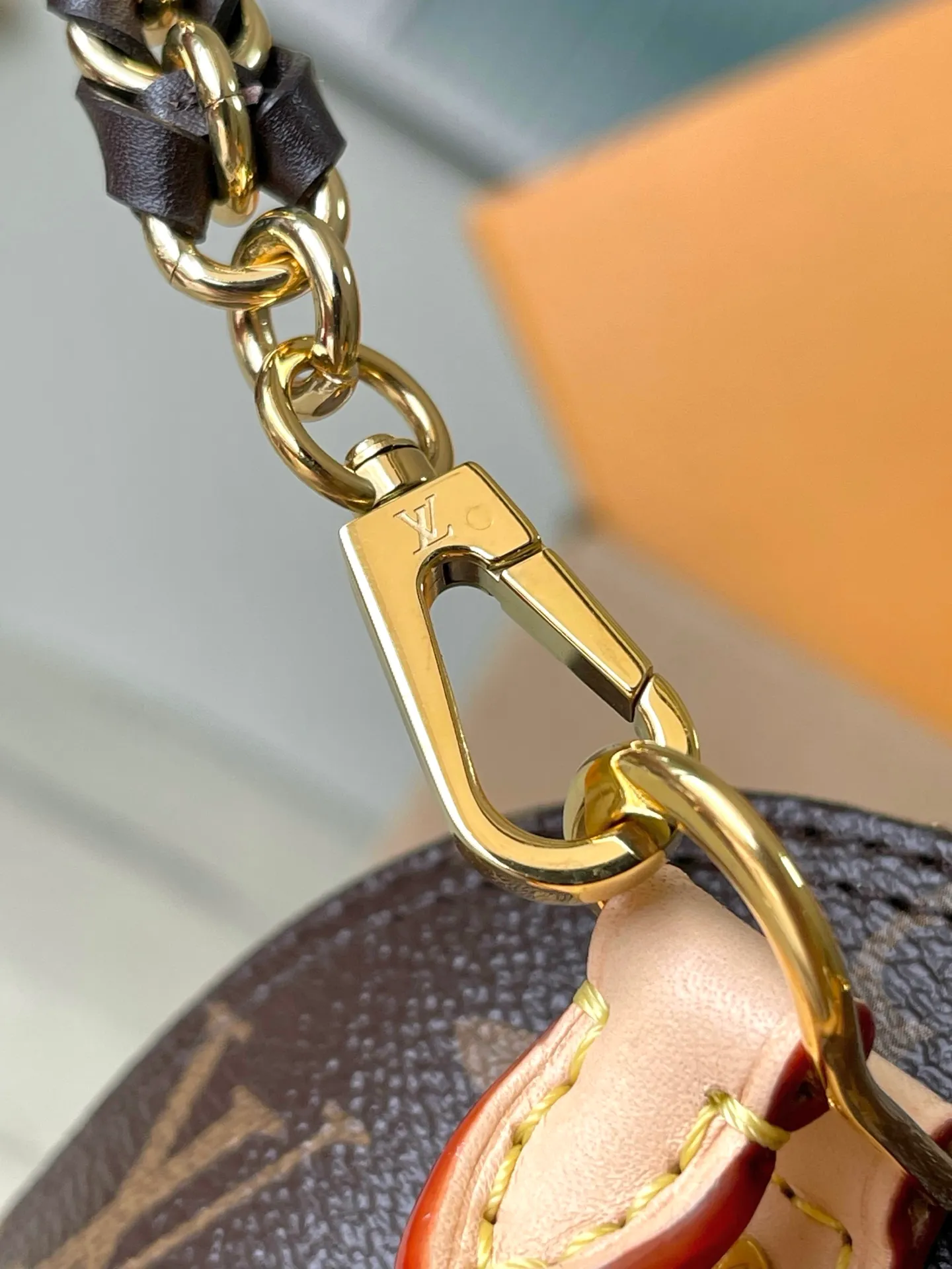 💰1160 Top original model Alma mini handbag Model: M14933 Material: A-grade all-steel hardware, imported original fabric Size: 18*12*8CM