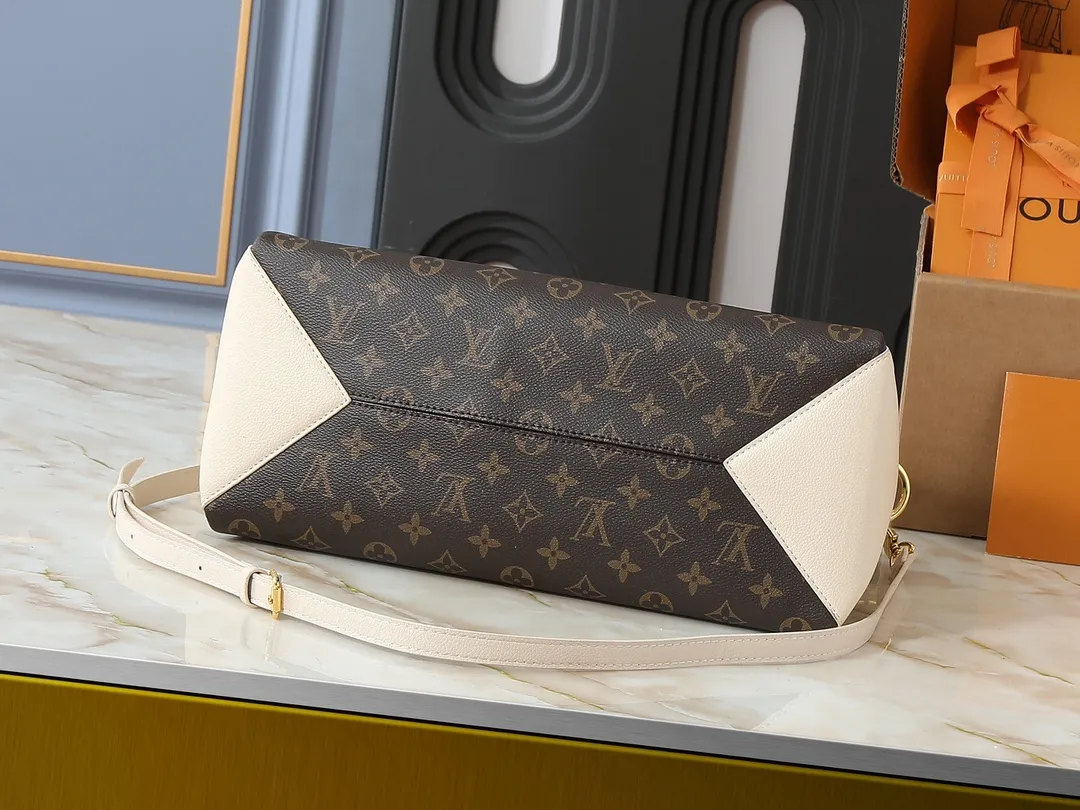💰Large 150. Small 280💰Upgraded original M46508 M46507 black, off-white, latest model in 2025. This model is made of Monogram canvas with zipper design. The handbag is from the current season. It is made of cow leather to create a soft and ample storage space. It is equipped with leather handles, leather and detachable shoulder straps. It can be switched between handbag, elbow and crossbody. Length, height and width Large size: 36✘25✘15 Small size: 26✘20✘10