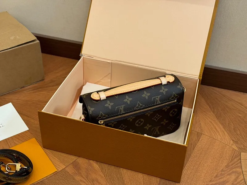 All Categories Official Website "Brand Women's Bags" Women's Bags 💙 LV 2024 Official Website New LV Crossbody Bags