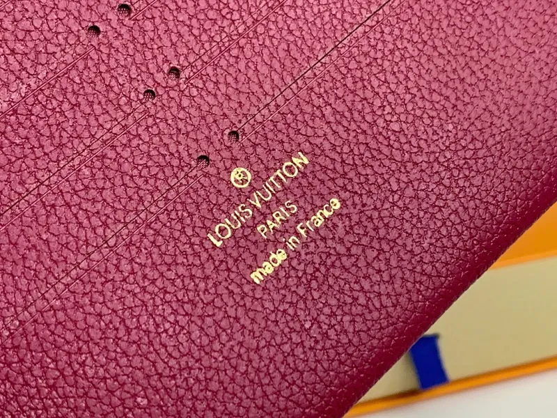 All categories Official website "Brand Women's Bags" Women's Bags 💙 LV replica LV, fine imitation LV bags, LV shoulder bags, 2023 official latest version LV crossbody bag, bag factory, original material, size: 21-12-3CM