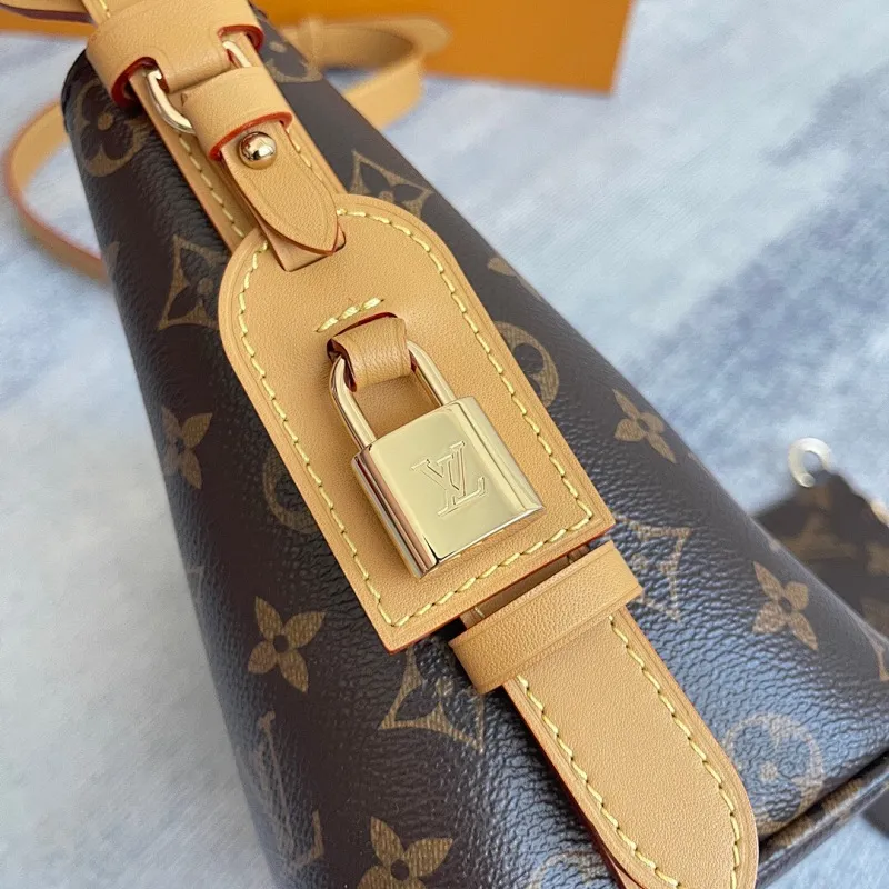 All Categories Official Website "Brand Women's Bags" Women's Bags 💙 LV 2025 New LV Crossbody Bag