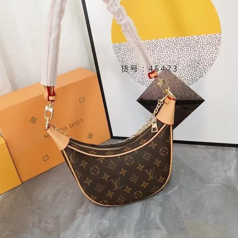 All categories Official website "Brand Women's Bags" Women's Bags 💙 LV fine imitation LV, high imitation LV bags, LV crossbody bags, 2023 official latest version LV crescent bag, LV bag factory, recommended bags, size: 24-23-5.5CM
