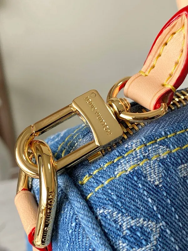 All Categories Official Website "Brand Women's Bags" Women's Bags 💙 LV 2026 New LV Crossbody Bag