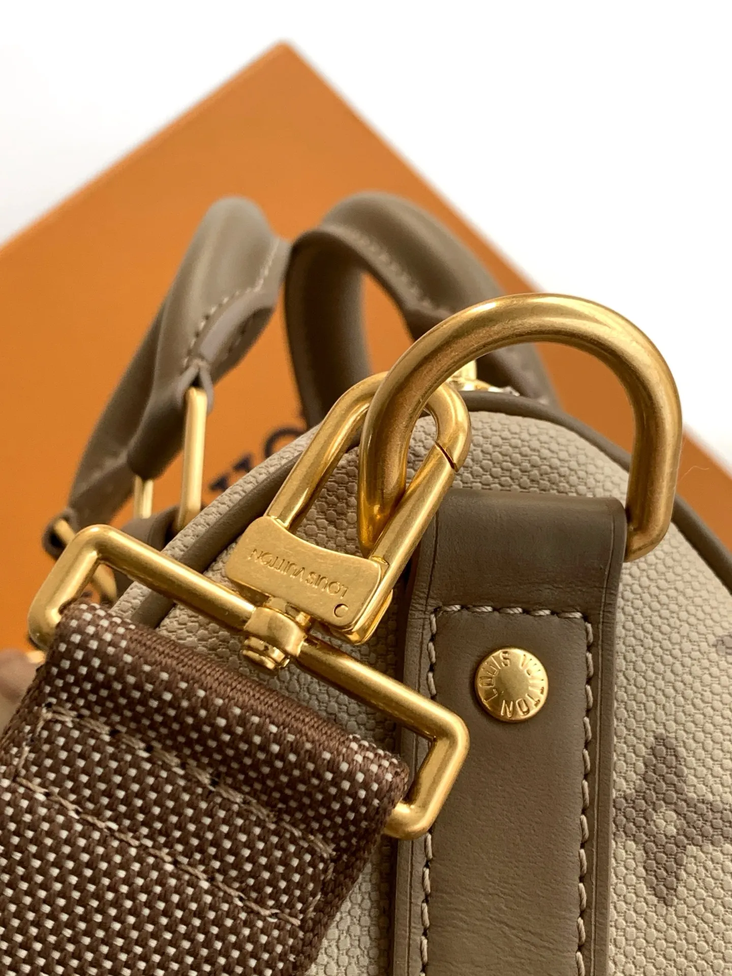 All Categories Official Website "Brand Women's Bags" Women's Bags 💙 LV 2026 New LV Crossbody Bag