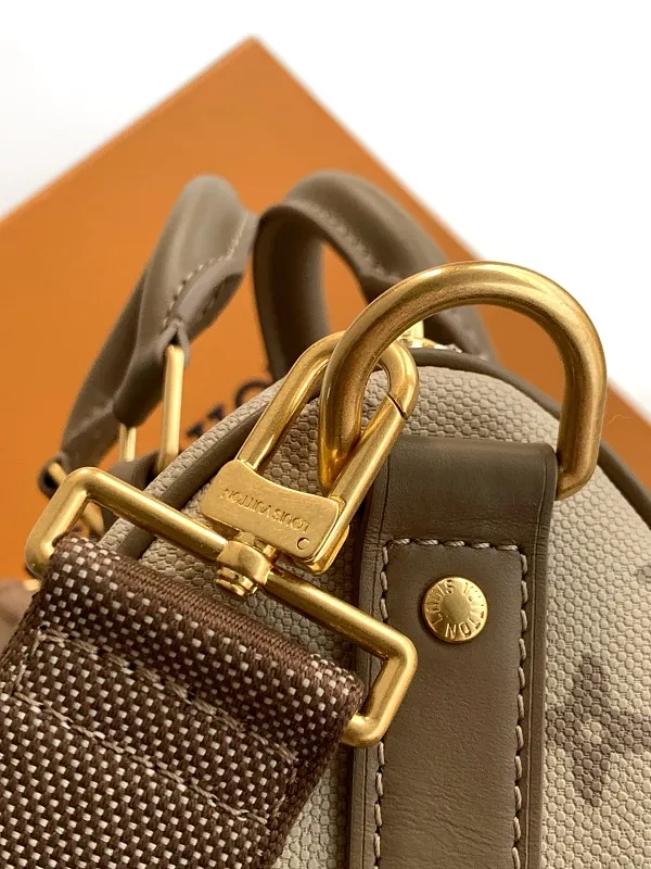 All Categories Official Website "Brand Women's Bags" Women's Bags 💙 LV 2026 New LV Crossbody Bag