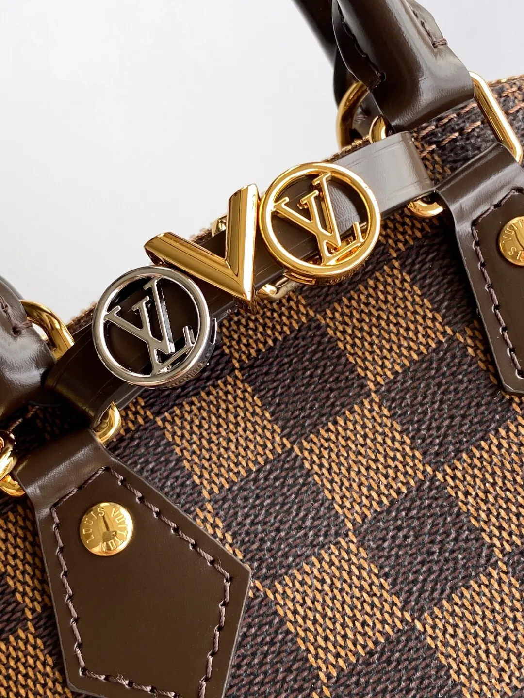 All Categories Official Website "Brand Women's Bags" Women's Bags 💙 LV 2025 New LV Crossbody Bag