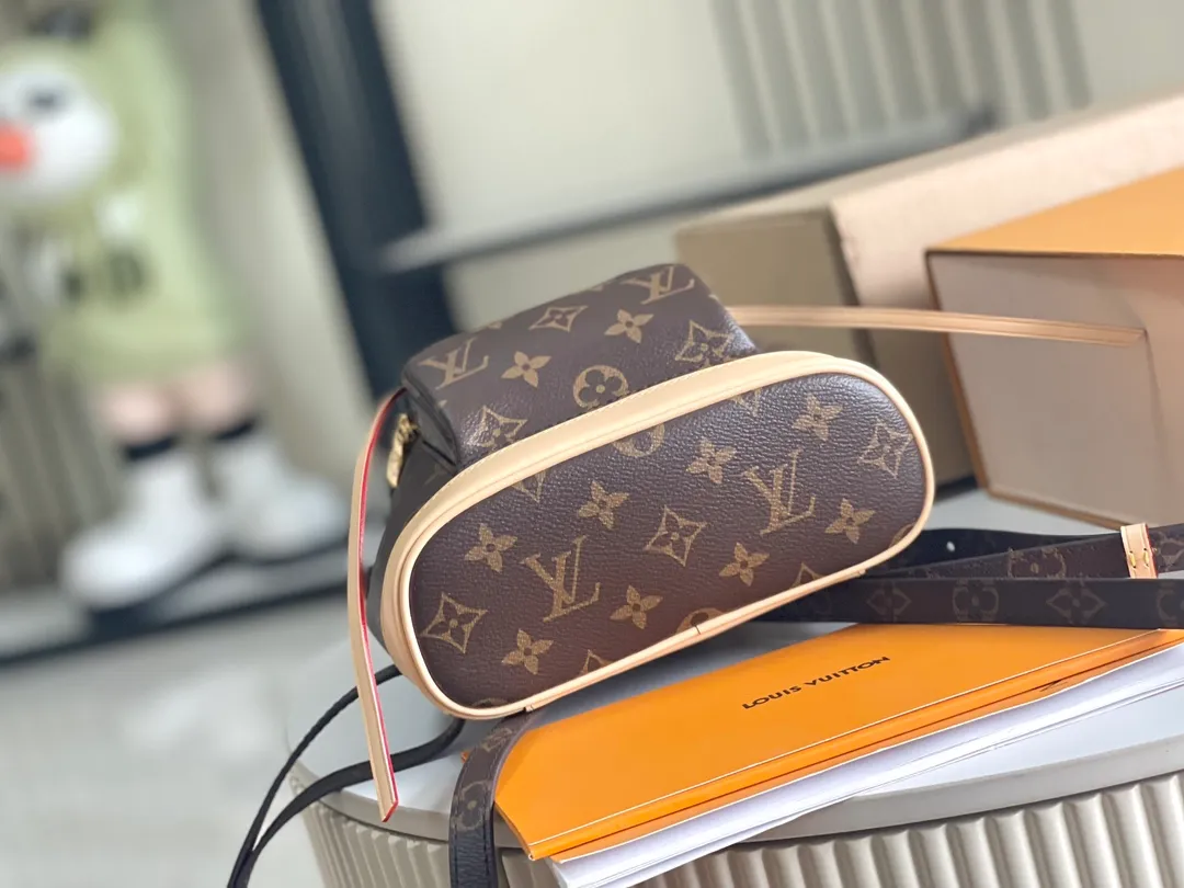 All categories 💚 Authentic bags 💚 LV 2026 new LV backpack