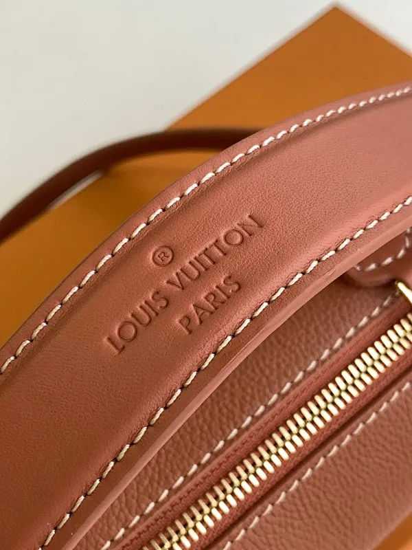 All Categories Official Website "Brand Women's Bags" Women's Bags 💙 LV 2025 New LV Crossbody Bag