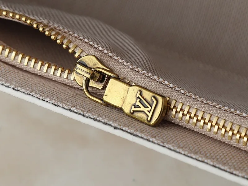 All Categories Official Website "Brand Women's Bags" Women's Bags 💙 LV 2025 New LV Crossbody Bag
