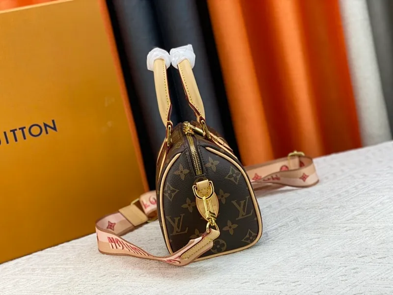 All Categories Official Website "Brand Women's Bags" Women's Bags 💙 LV 2023 New LV Crossbody Bag