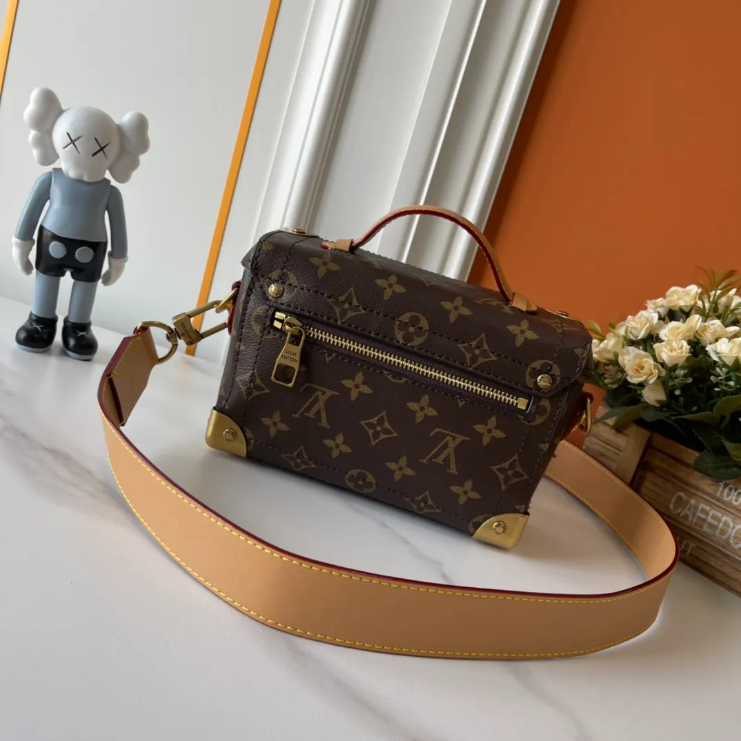 All Categories Official Website "Brand Women's Bags" Women's Bags 💙 LV 2026 New LV Crossbody Bag