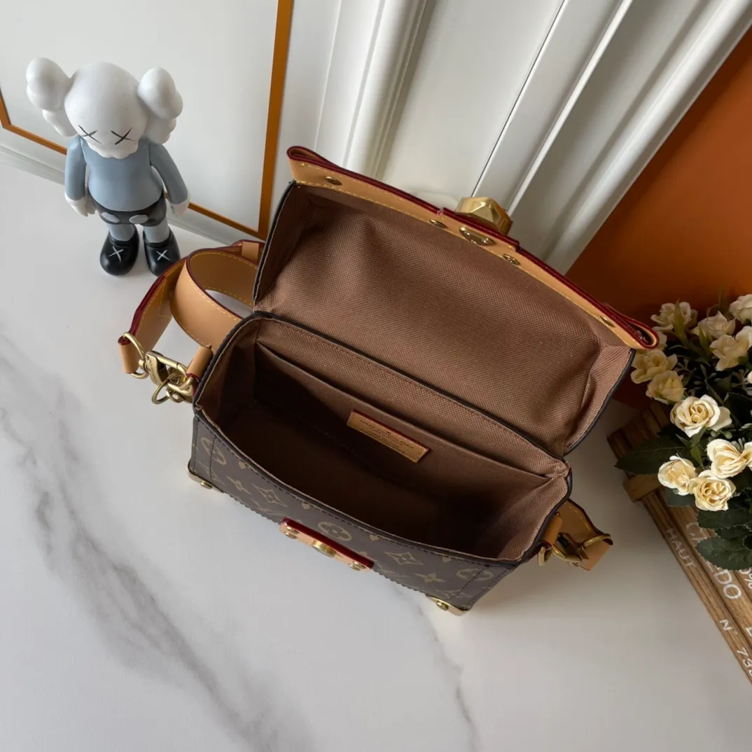 All Categories Official Website "Brand Women's Bags" Women's Bags 💙 LV 2026 New LV Crossbody Bag
