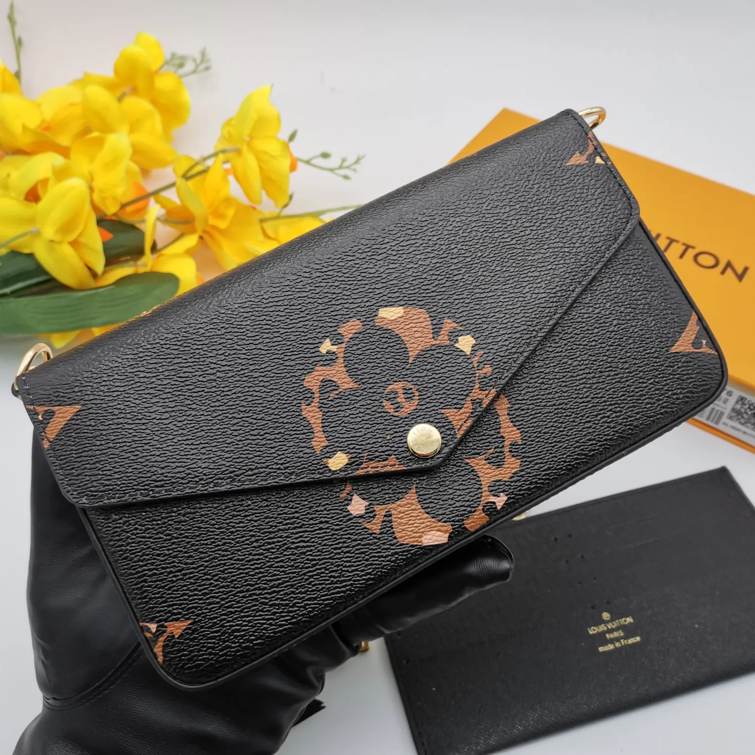 All Categories Official Website "Brand Women's Bags" Women's Bags 💙 LV 2026 New LV Crossbody Bag