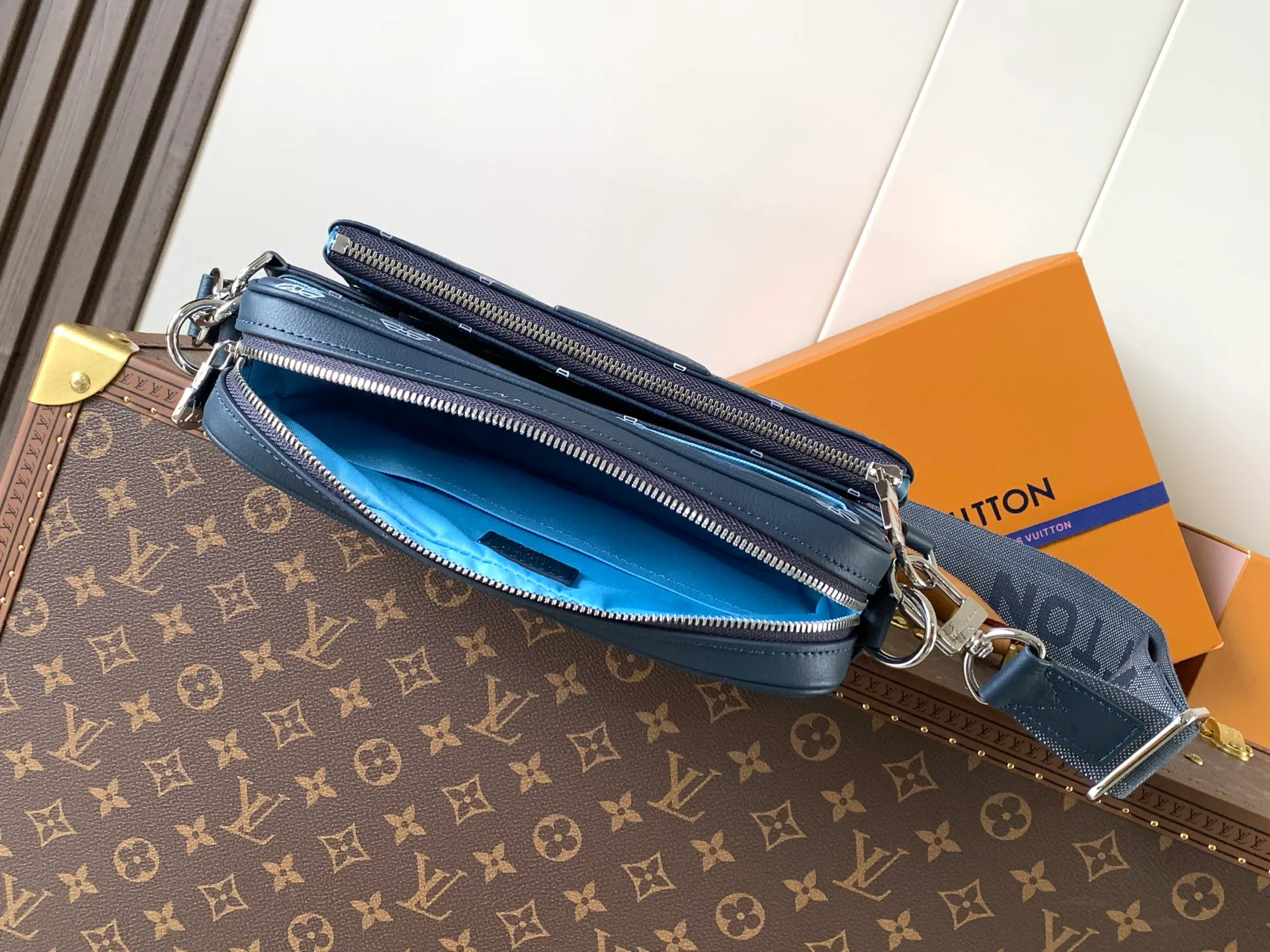 All Categories Official Website "Brand Women's Bags" Women's Bags 💙 LV 2026 New LV Crossbody Bag