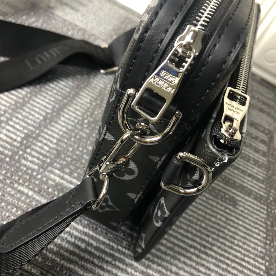 All Categories Official Website "Brand Women's Bags" Women's Bags 💙 LV 2022 Official New LV Men's Three-piece Set Pochette Trio Messenger Bag Wholesale 58002000