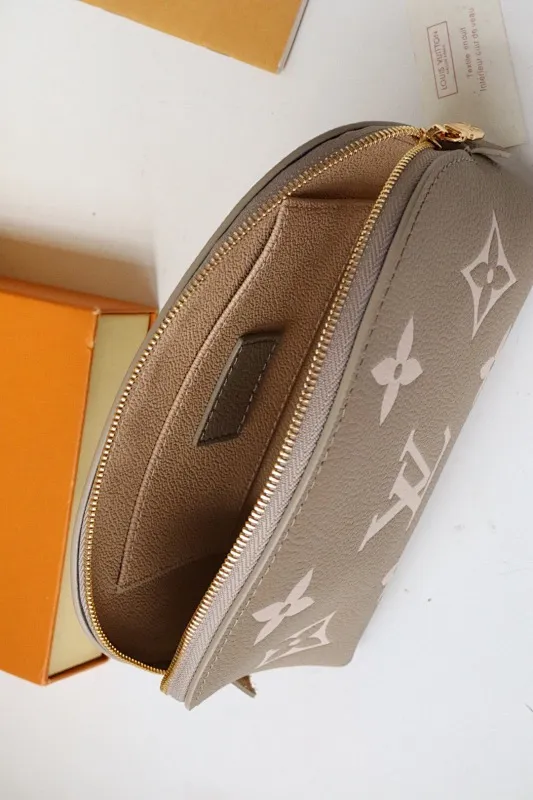 All Categories Official Website "Brand Women's Bags" Women's Bags 💙 LV 2025 New LV Cosmetic Bag