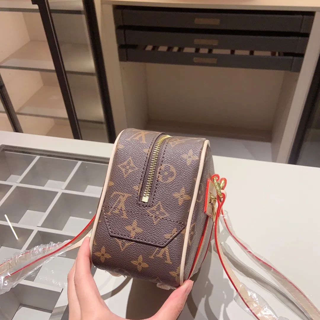 All categories Official website "Three-piece bag set" Three-piece set💖 LV 2023 new LV bag three-piece set wholesale