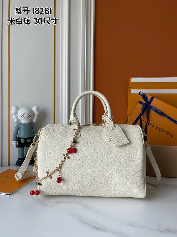 All Categories Official Website "Brand Women's Bags" Women's Bags 💙 LV 2026 New LV Classic Three-in-One Crossbody Bag