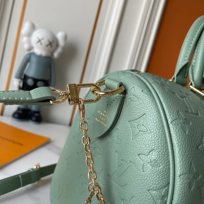 All Categories Official Website "Brand Women's Bags" Women's Bags 💙 LV 2026 New LV Classic Three-in-One Crossbody Bag