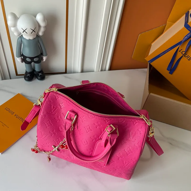 All Categories Official Website "Brand Women's Bags" Women's Bags 💙 LV 2026 New LV Classic Three-in-One Crossbody Bag