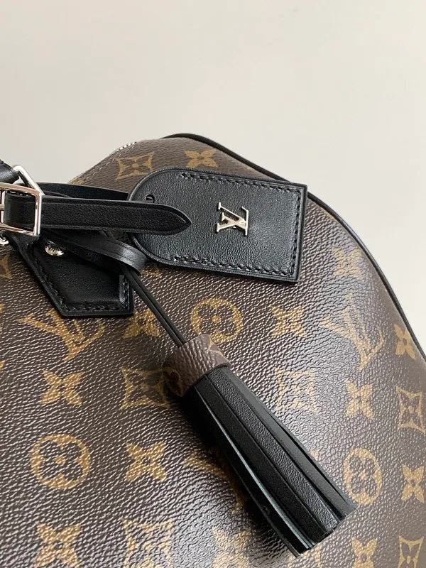 All categories Official website "Brand Women's Bags" Women's Bags 💙 LV 2026 new LV hand-held crossbody bag
